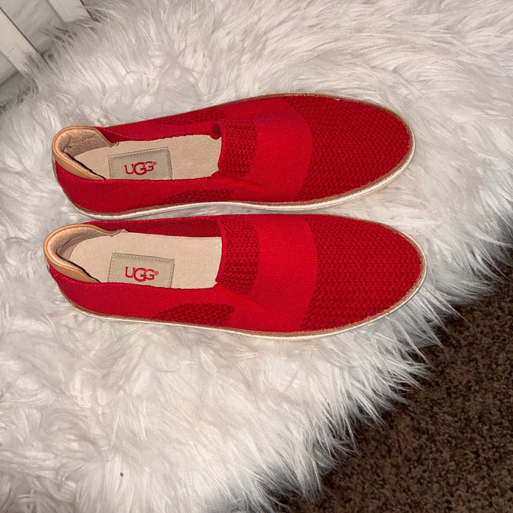 UGG Sammy Knit Slip On Vibrant Red Tango Sneakers. Sz 7 - Picture 4 of 5